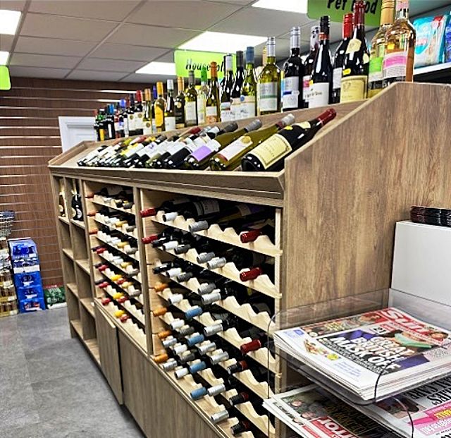 Off Licence and Counter Newsagent in North London For Sale