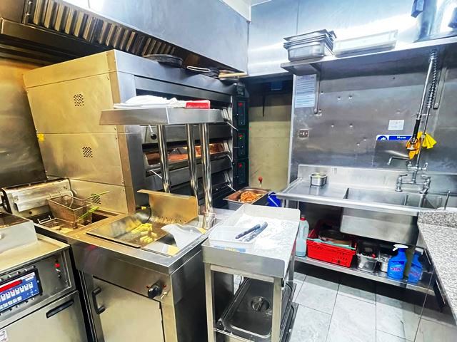 Licensed Restaurant & Takeaway in South London For Sale for Sale