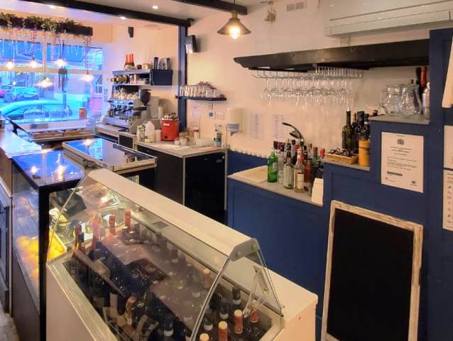 Charming Licensed Italian Restaurant in North London For Sale for Sale
