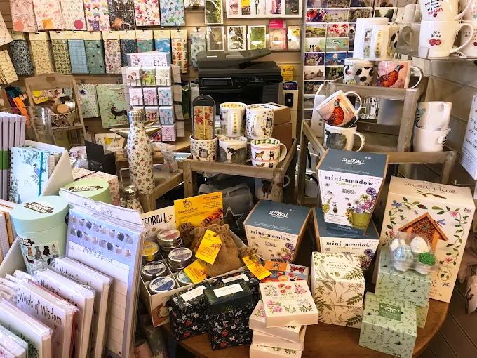 Sell a Main Post Office plus Cards and Gifts in Worcestershire For Sale