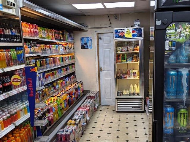 Convenience Store with Off Licence in Berkshire For Sale for Sale