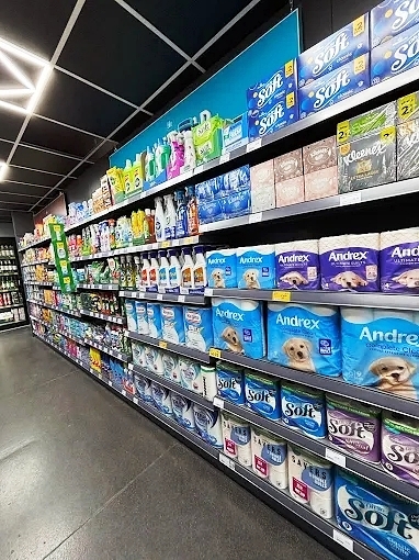 Amazing Supermarket in Warwickshire For Sale for Sale