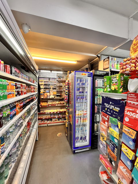 Virtually Freehold Convenience Store in Berkshire For Sale for Sale