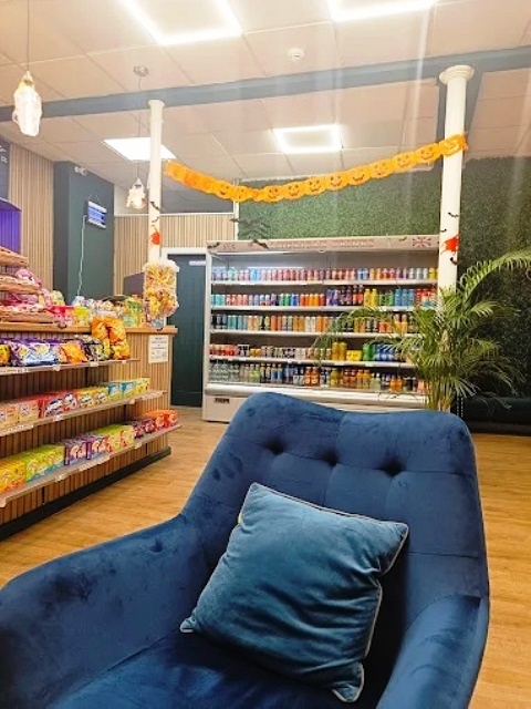 Convenience Store plus Cafe in Hampshire For Sale