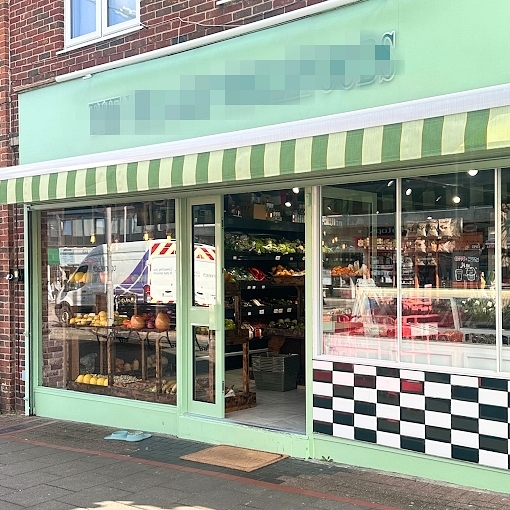 Organic Convenience Store plus Fruit & Veg Shop in Hertfordshire For Sale