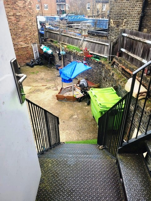 Convenience Store with Off Licence in South London For Sale for Sale