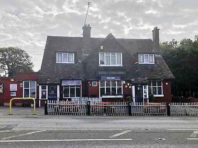 Pub in Surrey For Sale