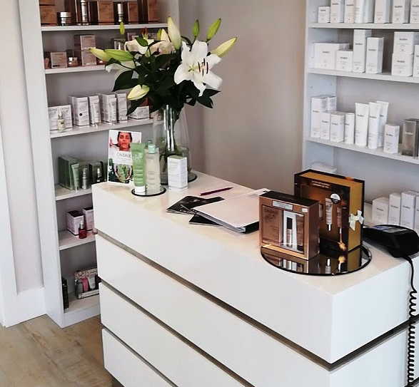 Sell a Attractive Beauty Salon in Bishops Stortford For Sale