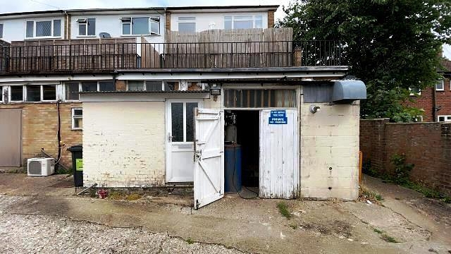 Dry Cleaners plus Launderette in High Wycombe For Sale for Sale