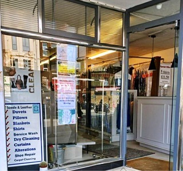 Launderette plus receiving shop in North London For Sale for Sale