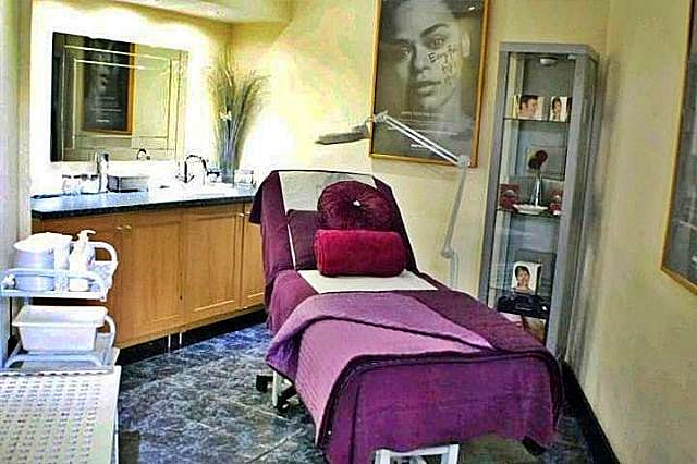 Buy a Nail and Beauty Salon in Surrey For Sale