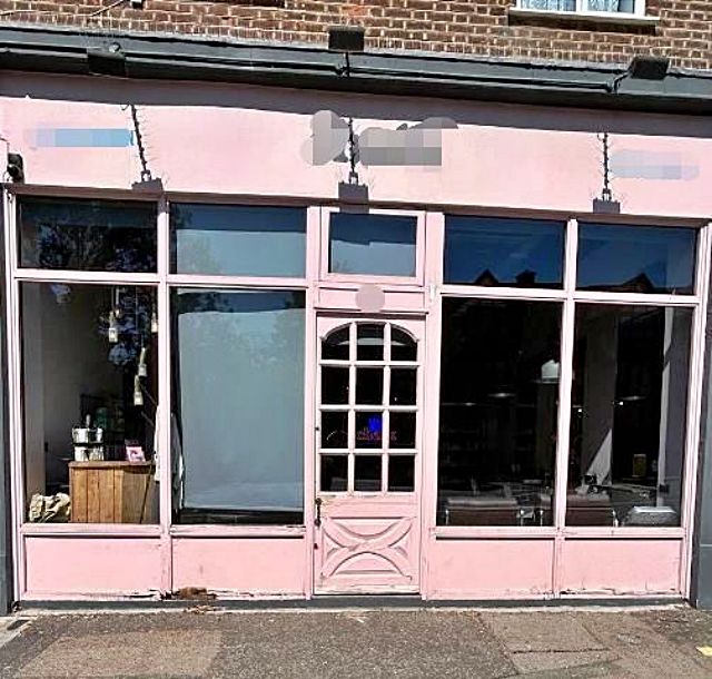 Renowned Hair and Beauty Salon in North London For Sale