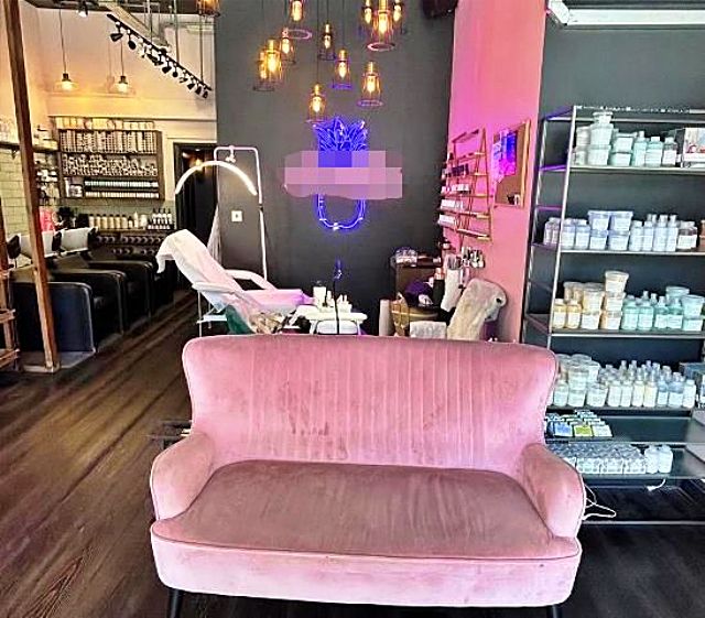 Renowned Hair and Beauty Salon in North London For Sale for Sale