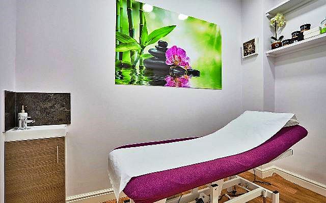 Award winning Beauty Salon in Central London For Sale for Sale