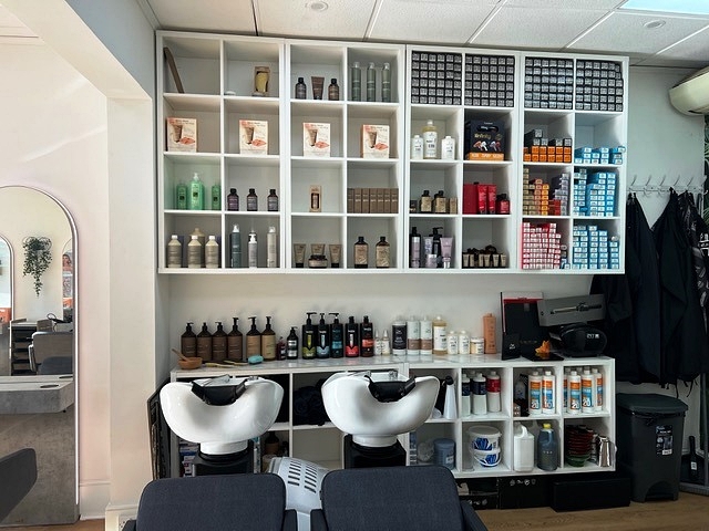 Hairdresser and Beauty Salon in Kent For Sale for Sale