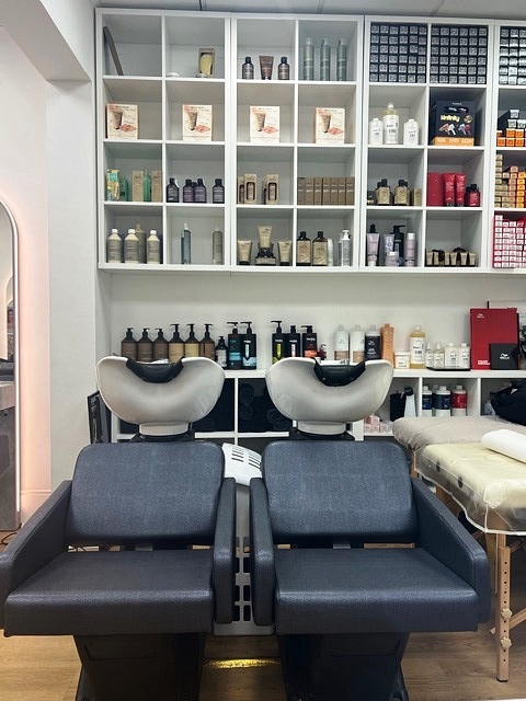 Hairdresser and Beauty Salon in Kent For Sale for Sale