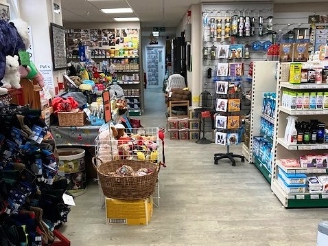 Busy Pet Shop in Surrey For Sale for Sale