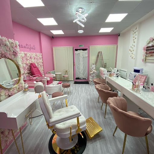 Buy a Beauty Salon in West London For Sale