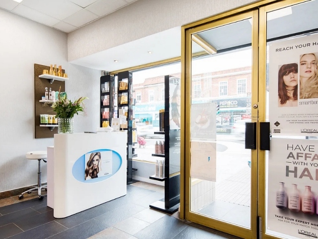 Buy a Old Established Hairdressing Salon in South London For Sale