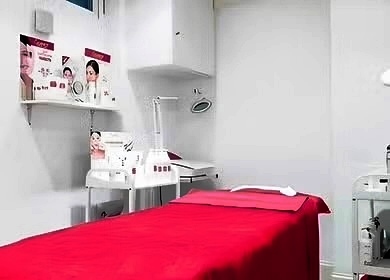 Sell a Hair and Beauty Salon in West London For Sale