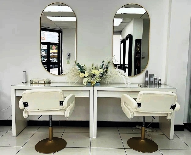 Hair and Beauty Salon in West London For Sale for Sale