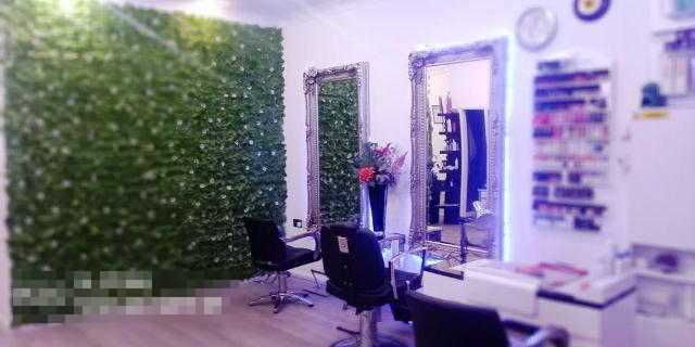 Unisex Hair Salon with Beauty Rooms in West London For Sale for Sale