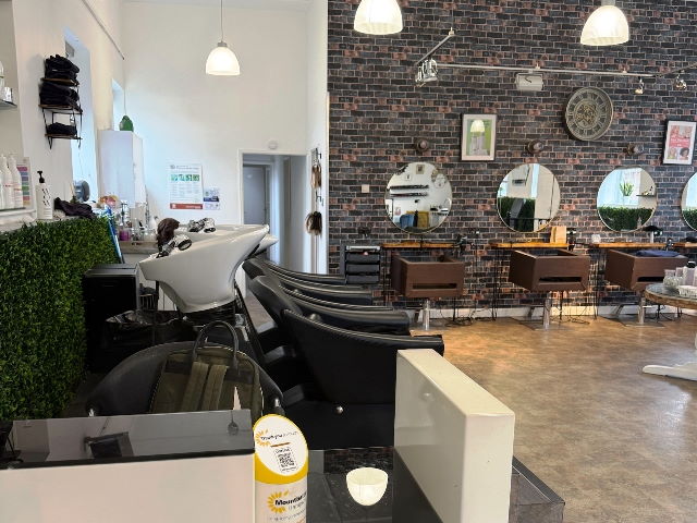 Buy a Detached Hair and Beauty Salon in Hampshire For Sale