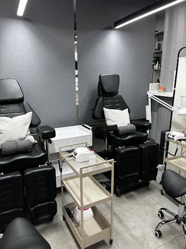 South London Business interior