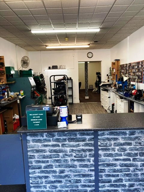 Shoe Repairs for sale in Northamptonshire