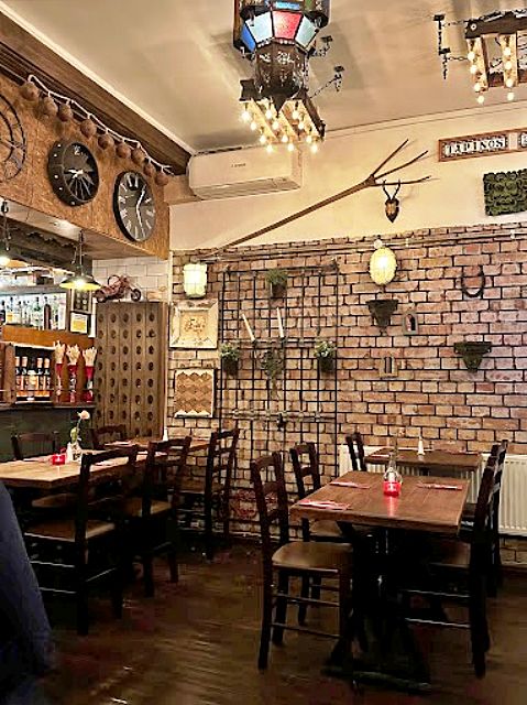 Sell a Attractive Spanish Restaurant in West London For Sale