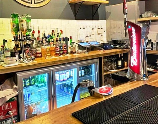 Restaurant with Bar Live music in Hampshire For Sale for Sale