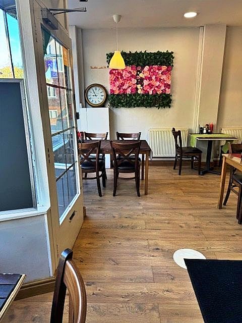 Traditional Café in Tadworth For Sale for Sale