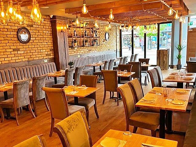 Sell a Licenced Restaurant in Middlesex For Sale