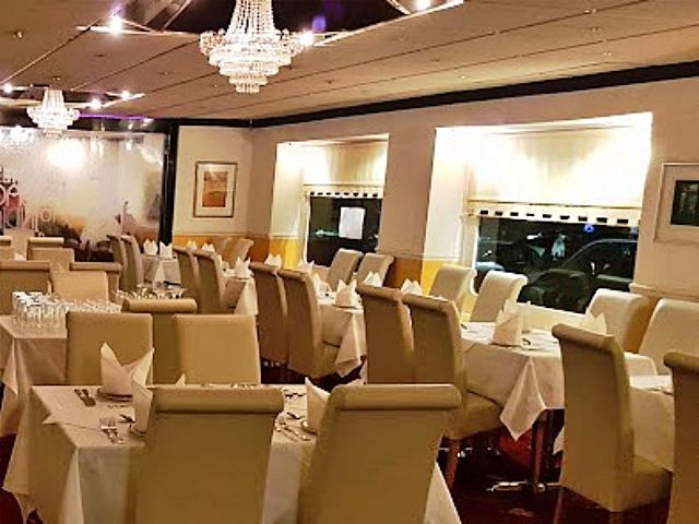 Buy a Indian Restaurant in Gloucestershire For Sale