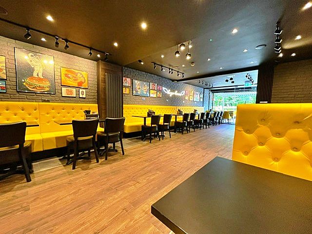 Immaculate Fast Food Restaurant in East London For Sale for Sale