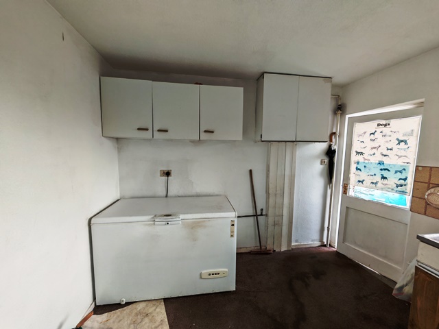 Sell a Unopposed Chinese Takeaway in Derbyshire For Sale