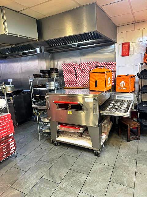 Well fitted Takeaway in West Midlands For Sale for Sale