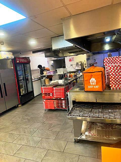 Well fitted Takeaway in West Midlands For Sale for Sale