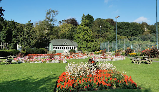 Picturesque Licensed Tea Room & Takeaway in Devon For Sale for Sale