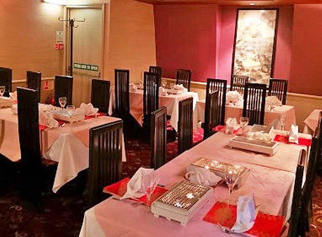 Buy a Chinese Restaurant with Entertainment Licence in Essex For Sale