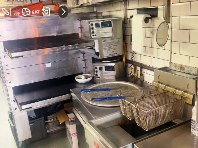 Pizza Restaurant, Fast Food Restaurant, Grill, Kebab Shop & Takeaway in Ilford For Sale for Sale