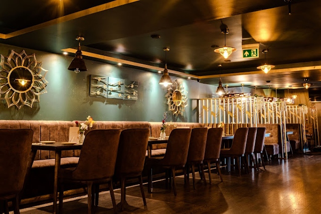 Well fitted Restaurant and Bar in Middlesex For Sale