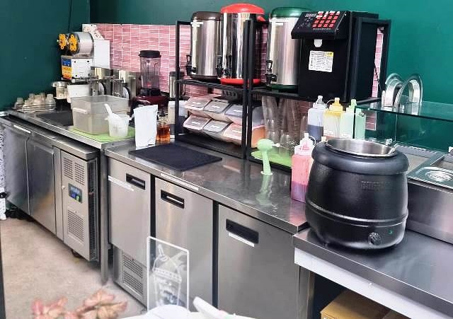 Bubble Tea Shop in East London For Sale for Sale