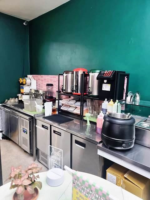 Bubble Tea Shop in East London For Sale for Sale