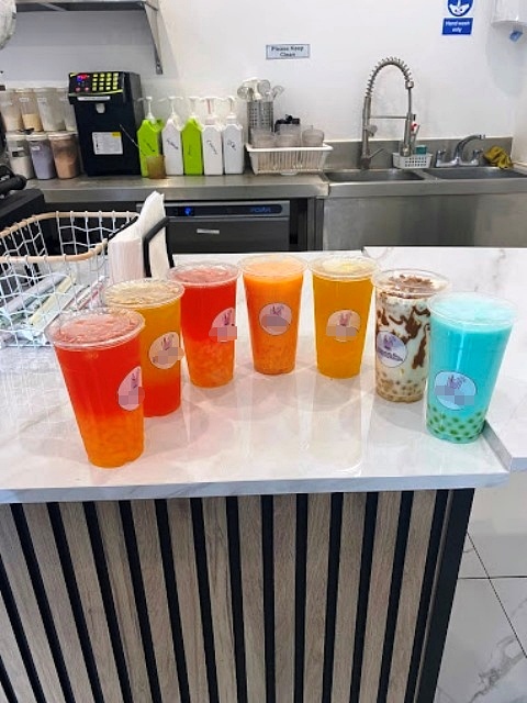 Bubble Tea and Vegan Takeaway in Middlesex For Sale