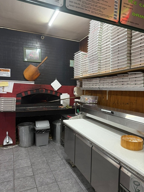 Busy Pizza Takeaway in Surrey For Sale for Sale