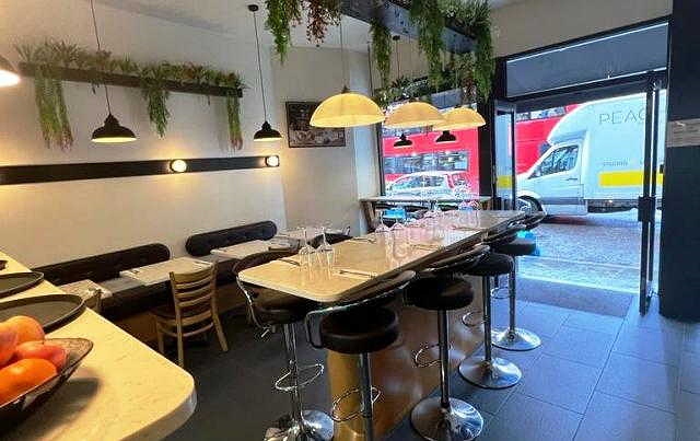 Sell a Licensed Italian Restaurant in South London For Sale