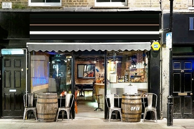 CONTEMPORARY LICENSED INDIAN CAF / RESTAURANT in Central London For Sale