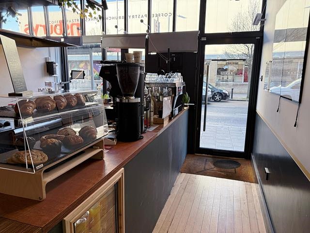 Buy a Well Presented Café in South London For Sale