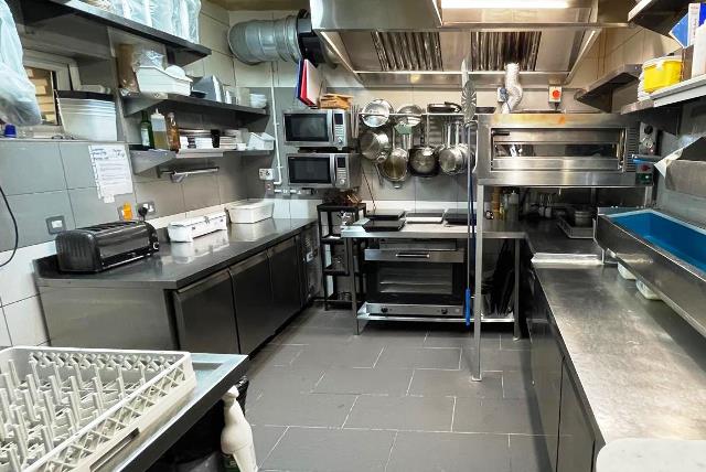 Licensed Italian Restaurant in Surrey For Sale for Sale